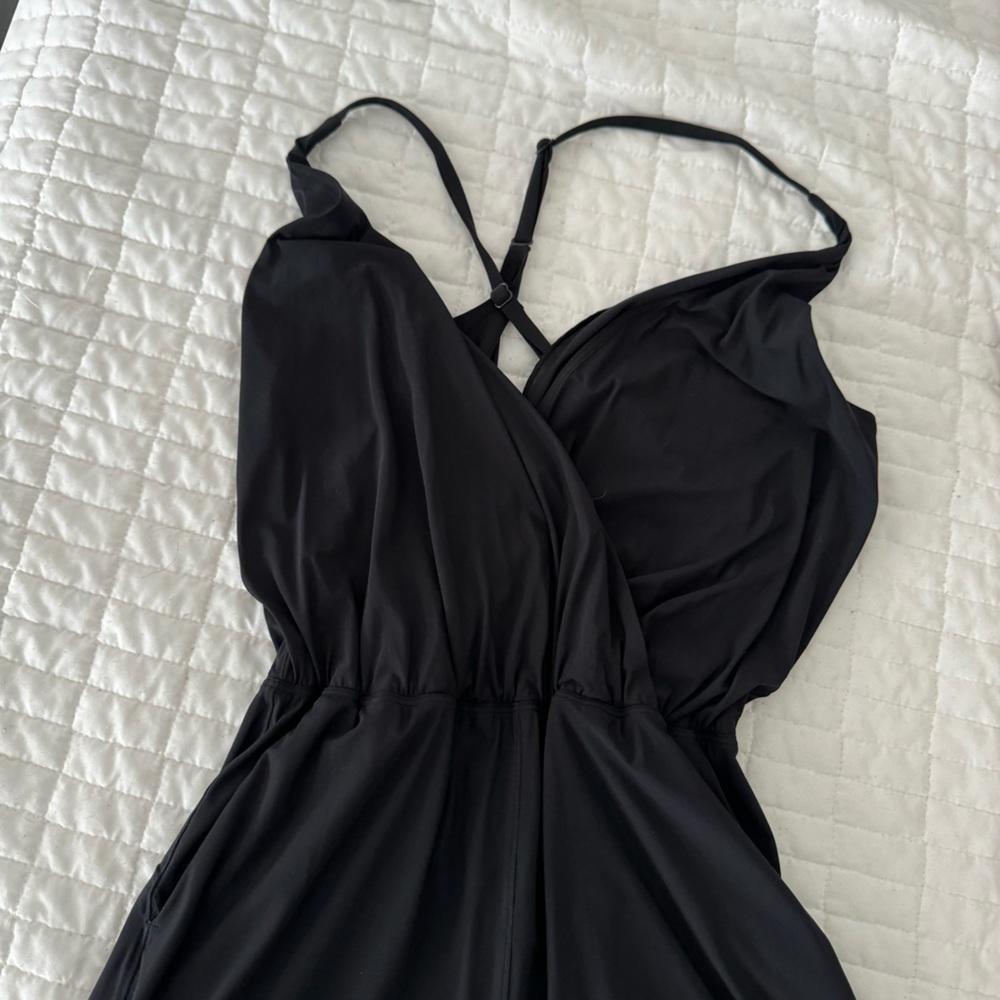 NEW w/o tag Lululemon romper size 2